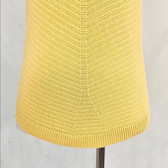 Uniqlo Cotton Sweater Knit V-Neck Camisole - Picture 3 of 10